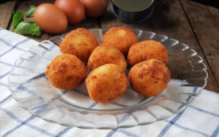 Croquetas de atún: la receta que le da mil vueltas a las empanadillas