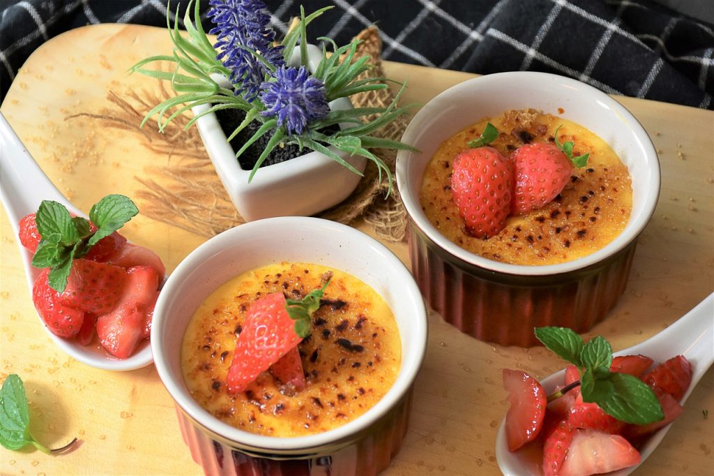 Natillas De Huevo, Cómo Preparar El Postre Más Rico Que El Flan De Huevo