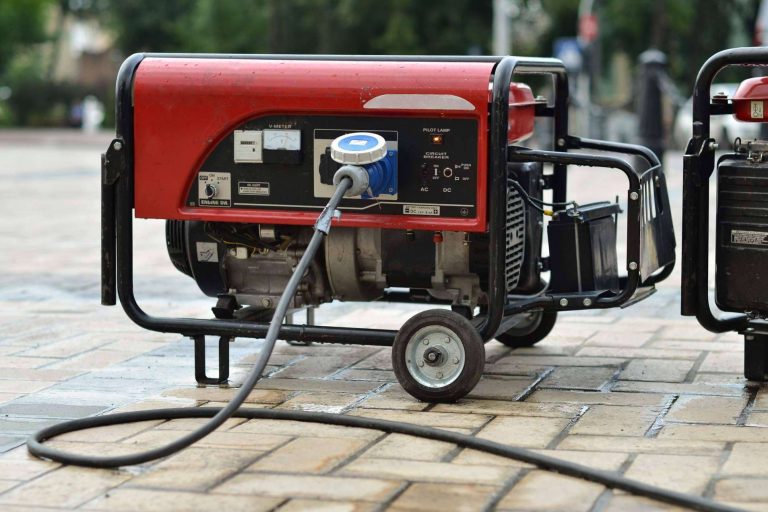 Herramientas y Máquinas Online, los generadores eléctricos y las relaciones con los compresores de aire