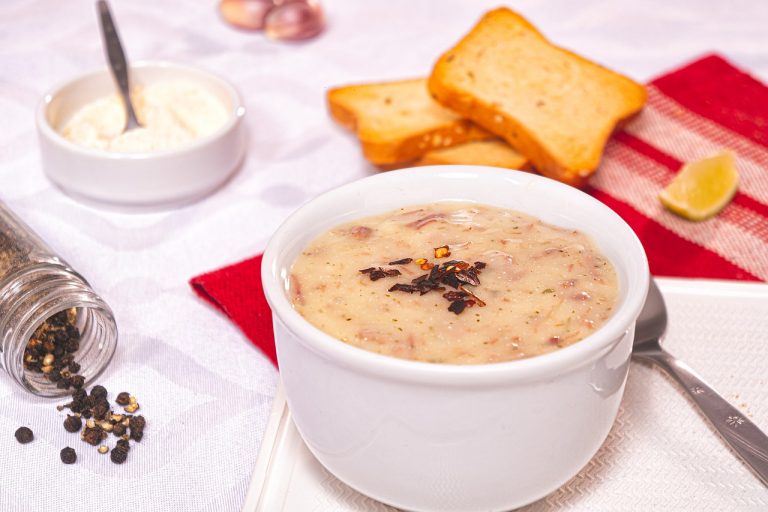 Caldo de queso parmesano: así aprovechas el que no se puede rallar
