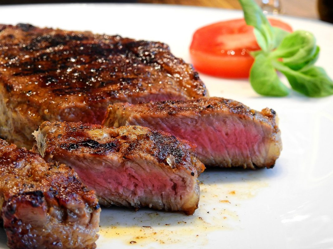Chuletón de ternera: estos son los minutos que debes freírlo para que quede en su punto