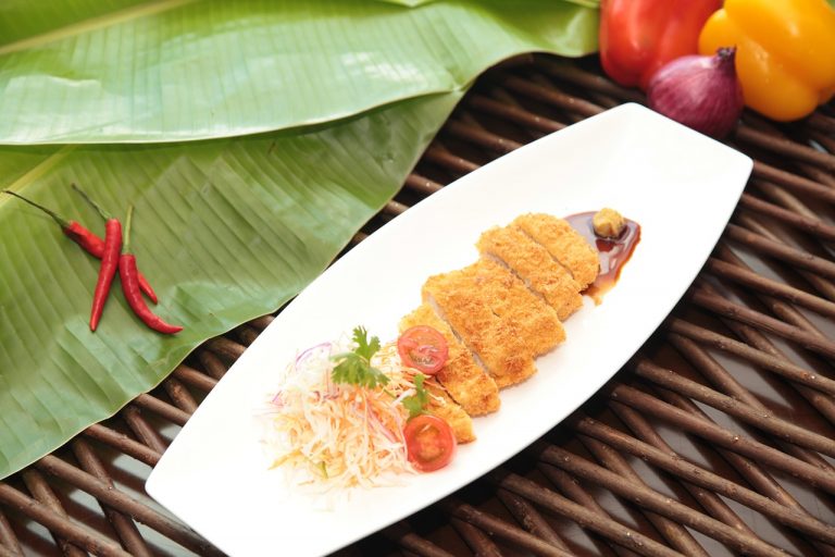 Cómo se hacen las chuletas de cerdo tonkatsu