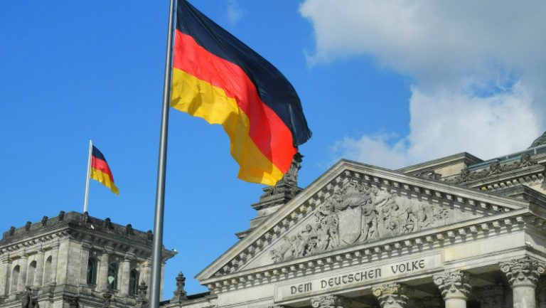 El embajador alemán asegura que Alemania apoya reanudar el gasoducto Midcat