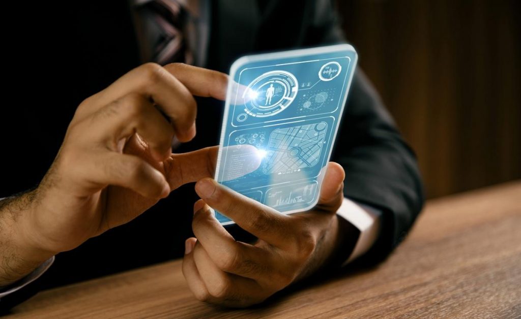 Aplicaciones para tener hologramas en el móvil 24 ¿HoloLens hologramas de dinosaurio?