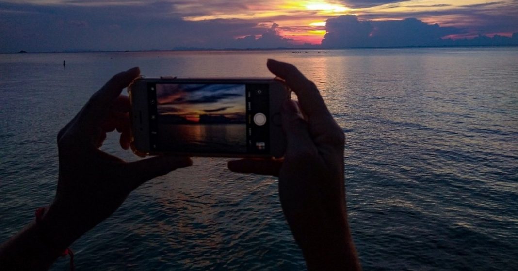 El motivo por el que tus fotos salen borrosas con el móvil