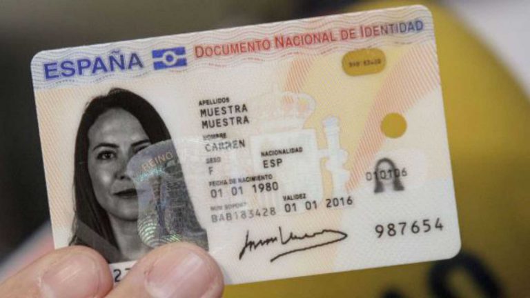 Esto es lo que te cuesta renovar el DNI