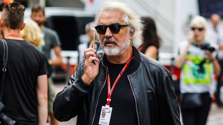 Rajada tremenda de Briatore al hablar del fichaje de Carlos Sainz