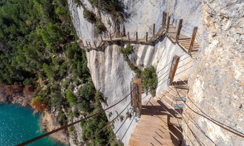 Puentes Colgantes Del Congost De Montrebei En Lleida