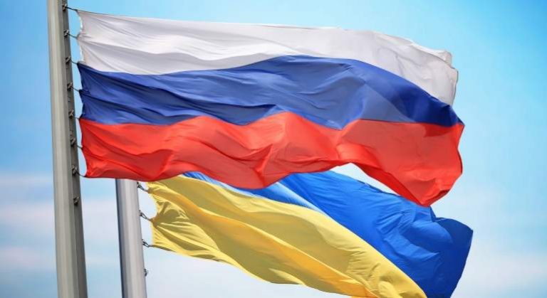 Rusia impone un ‘corralito’ al limitar a 10.000 dólares la retirada de efectivo en divisas