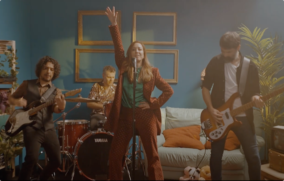 Nena Daconte Regresa Con 'Detrás De Cada Luz', Su Nuevo Vídeo 1 Nena Daconte Detrás De Cada Luz