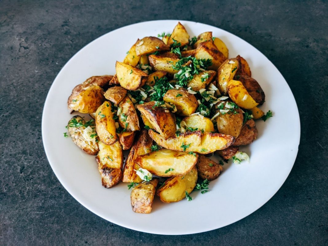 Patatas al pimentón el ingrediente extra que le da un plus de sabor