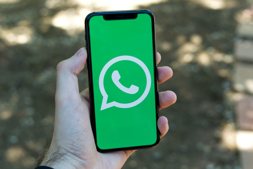 Qué es y cómo activar el modo fantasma de WhatsApp