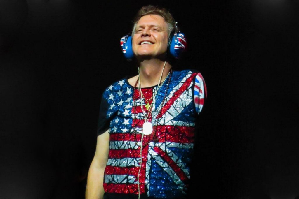 10 famosos que han sufrido amputaciones 51 Rick Allen