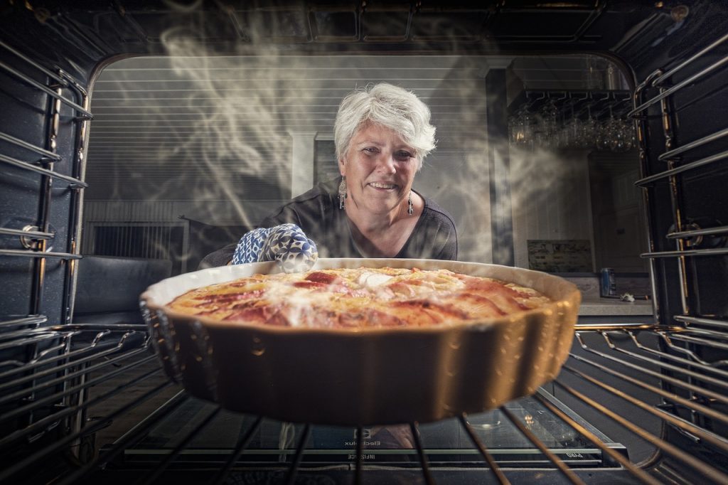 Cómo Eliminar El Olor A Quemado Del Horno