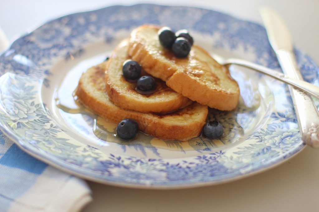 Tostadas Francesas: Qué Llevan Y Cómo Prepararlas Para Desayunar