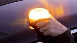 DGT: por qué no debes comprar las nuevas luces de emergencia
