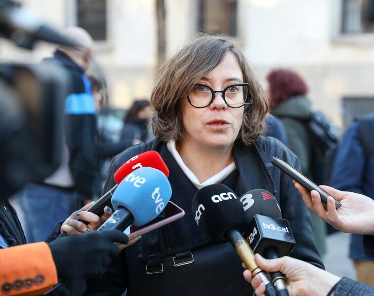 Eulalia Reguant dice antes de ser juzgada por desobediencia que en el TS rara vez hay juicios justos