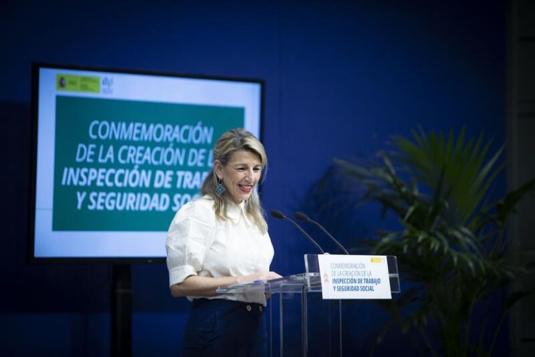 Díaz reconoce la labor de la Inspección de Trabajo como «piedra angular del sistema democrático»