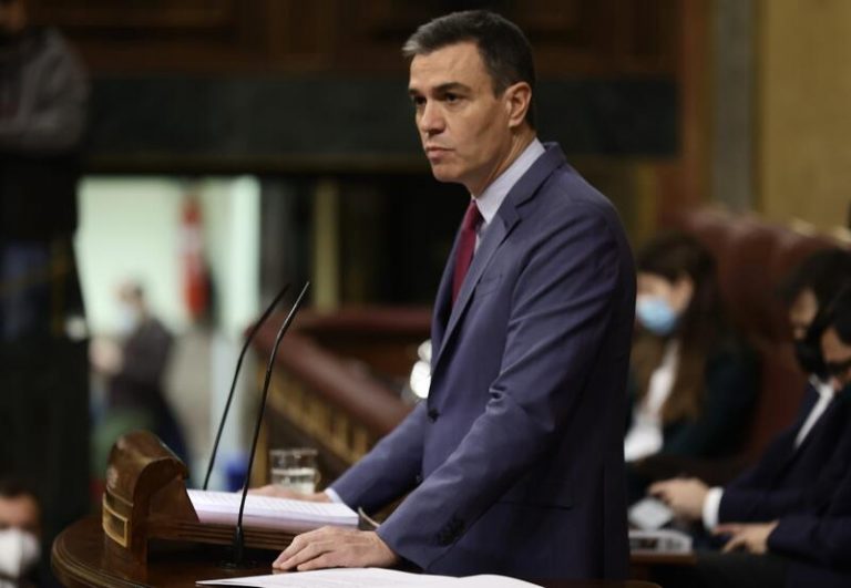Los ministros de Unidas Podemos rechazan aplaudir el anuncio de Sánchez de enviar armas a la resistencia
