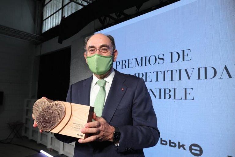 Galán: «Los trágicos momentos que vive Europa refuerzan la necesidad de la autosuficiencia energética»