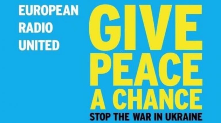 RNE se une a otras emisoras públicas y hará sonar ‘Give Peace a Chance’ de Jonh Lennon para pedir la paz