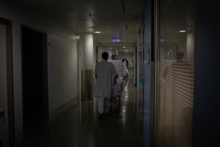 Cataluña registra 4.936 casos y diez muertes en las últimas 24 horas