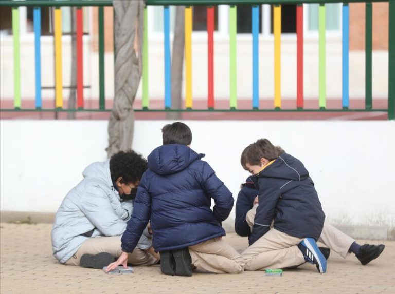 Un total de 15 profesores están de baja por COVID en los centros públicos de Baleares