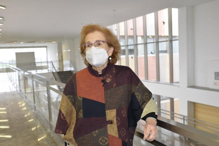 Margarita del Val opina que quitar las mascarillas es una «necesidad social»