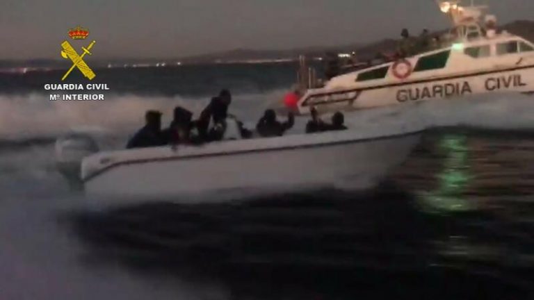 Condenado el patrón de una patera que cobró a 21 personas por su traslado a España desde Orán