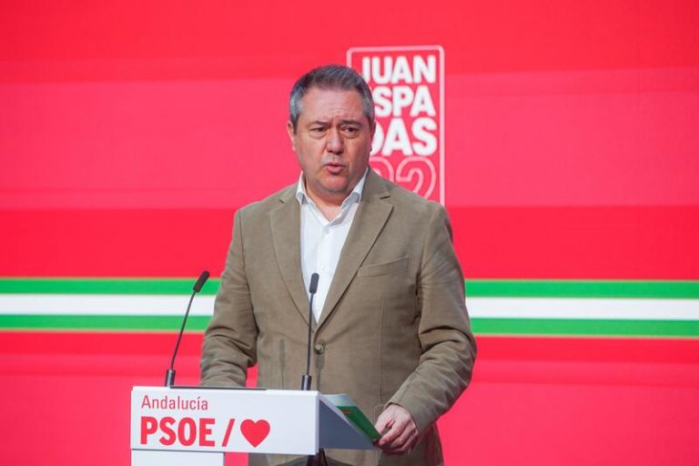 Espadas pide a Moreno «dejar de especular» por las elecciones en Andalucía