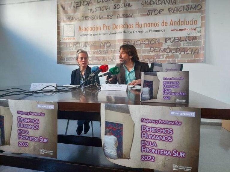 Apdha: Las migrantes «tienen el doble de posibilidades de perder la vida en el mar por el hecho de ser mujer»