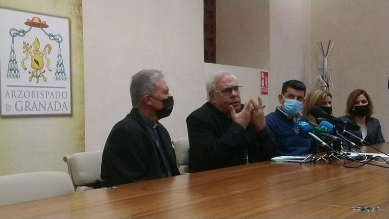 El Arzobispado de Granada abrirá parroquias y si fuera necesario la Catedral para acoger refugiados