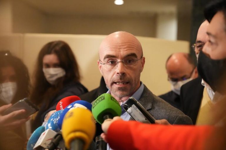 Vox cree que está «desacreditado» desde 2020, que «se retrasaron» medidas anti-Covid para celebrar el «aquelarre»