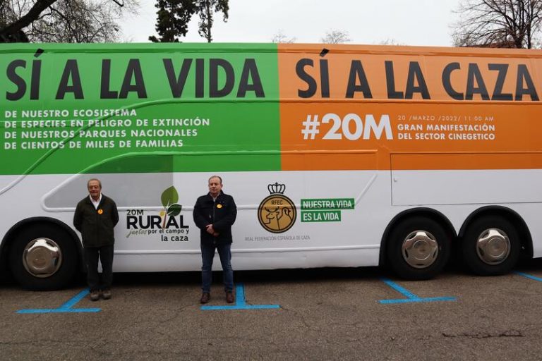 Un autobús con el lema ‘Sí a la vida. Sí a la caza’ recorrerá Madrid para dar a conocer «a los verdaderos ecologistas»