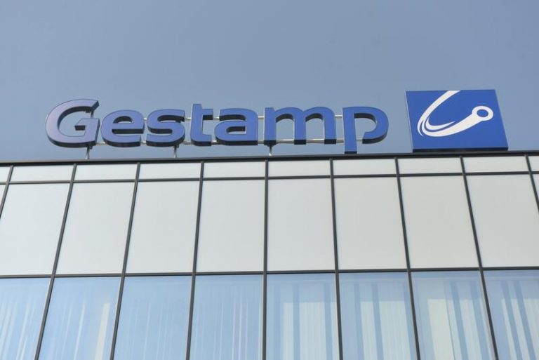 Gestamp parará sus cuatro plantas en Rusia por la falta de componentes
