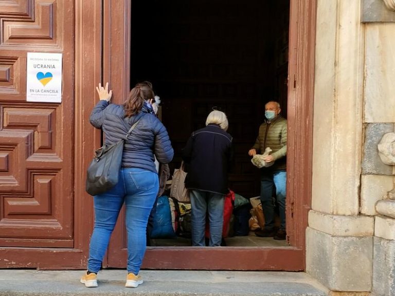 Ayuntamiento de Salamanca ofrece un número de Whatsapp para vecinos que quieran acoger a refugiados