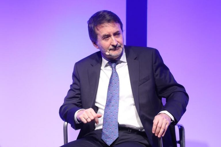 Imaz aboga por «romper» el actual marco de fijación de precios de la electricidad