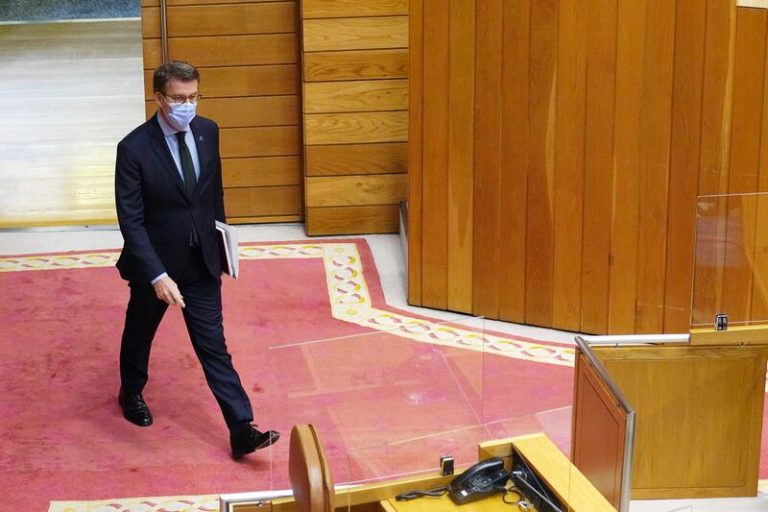 Feijóo defiende que no dará «estabilidad» al PP «a costa de la Xunta», donde seguirá un periodo «corto»