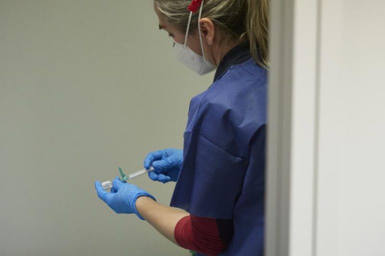 Navarra encadena 9 semanas de descensos en la incidencia del COVID-19