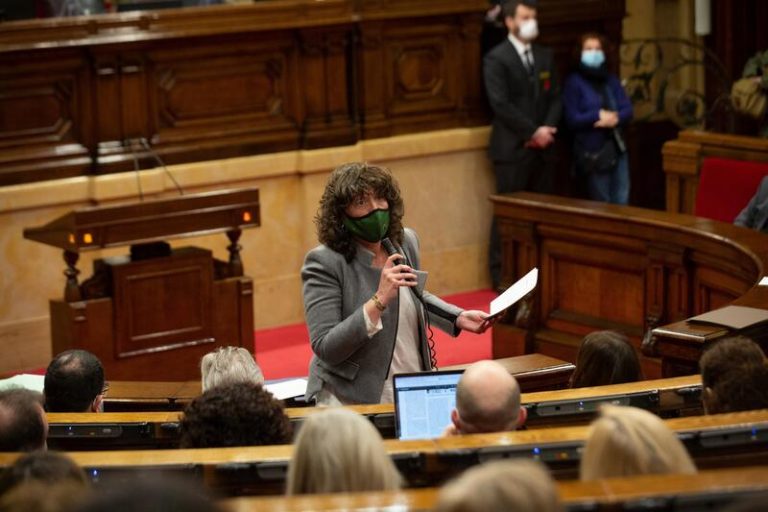 Cataluña revisará las concesiones de hidroélectricas para detectar posibles irregularidades