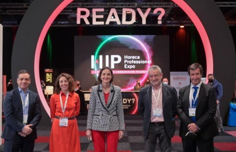 Maroto destaca el liderazgo español en el sector Horeca, «fundamental para la recuperación económica»