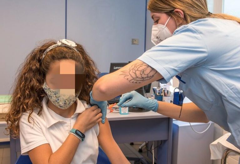 Un 34,1% de los niños vascos de 5 a 11 años tienen la pauta de vacunación completa y el 58,3% una dosis