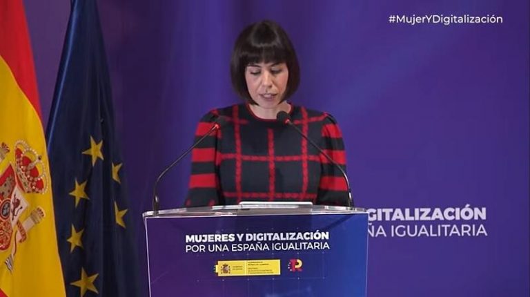 Morant apuesta por «desmontar los roles de género» que «limitan» las vocaciones científicas de las niñas