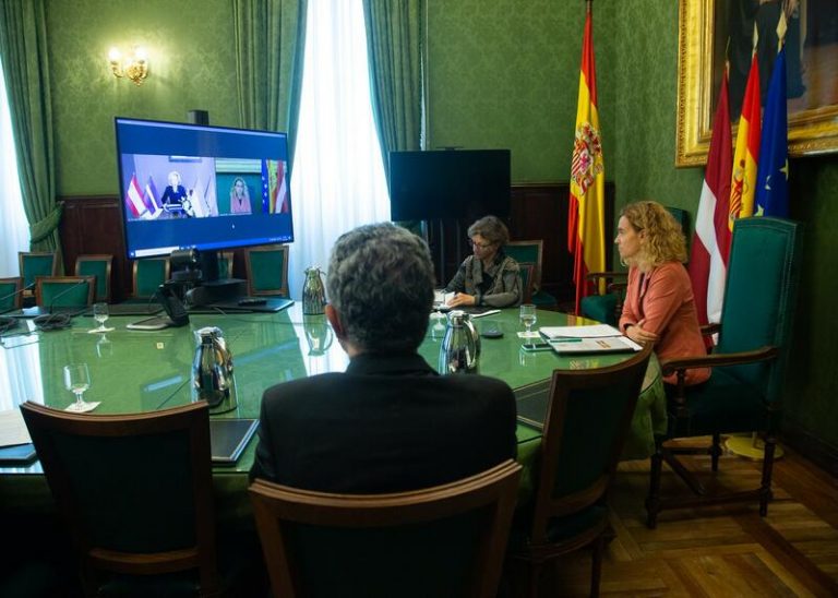 Batet remarca la importancia de mantener la unidad de la comunidad internacional ante la «barbarie de Putin»