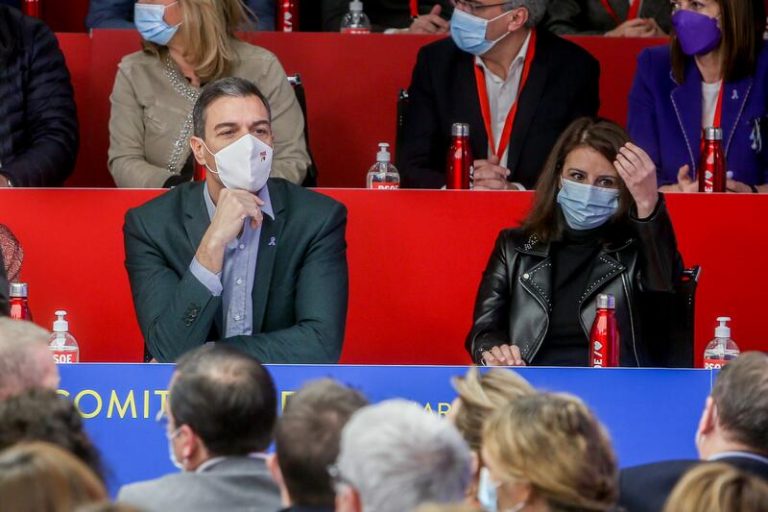 El PSOE ve la denuncia de Ayuso al Gobierno como un intento de distraer la atención de su presunta corrupción