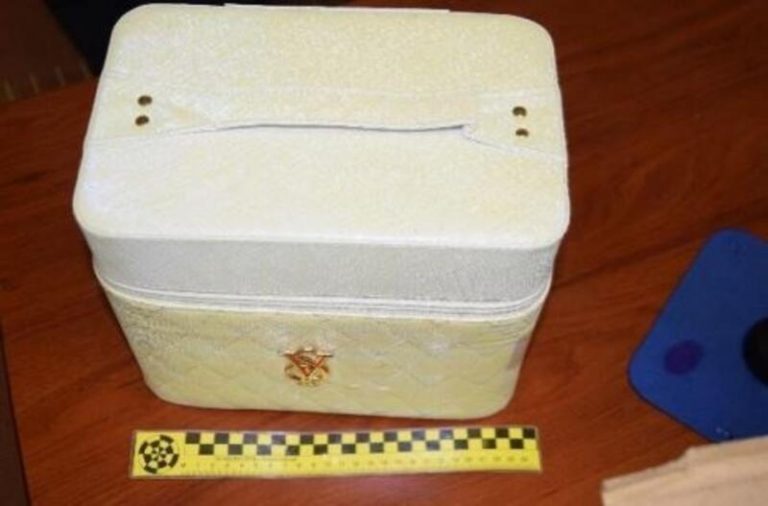 Detenido un leonés por tráfico de drogas tras un aviso desde Miami sobre un paquete enviado de Colombia a Galicia