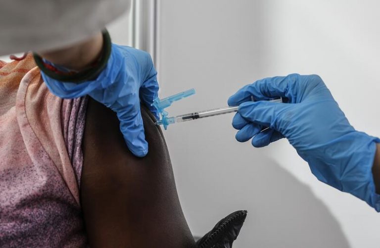 Más del 92% de la población española cuenta con la pauta completa de la vacuna contra la Covid-19