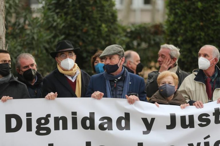 Dignidad y Justicia pide prohibir el homenaje que recibirá «como un héroe» el etarra Ibai Aginaja en Berango