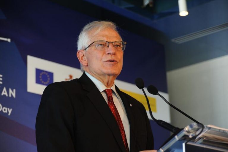 Borrell alerta de que una zona de exclusión aérea provocaría «una tercera Guerra Mundial»