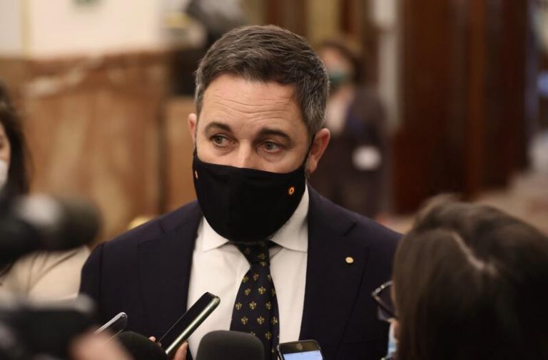 Abascal espera tener una «relación cordial» con Feijóo y «llegar a acuerdos» para «echar a Sánchez»